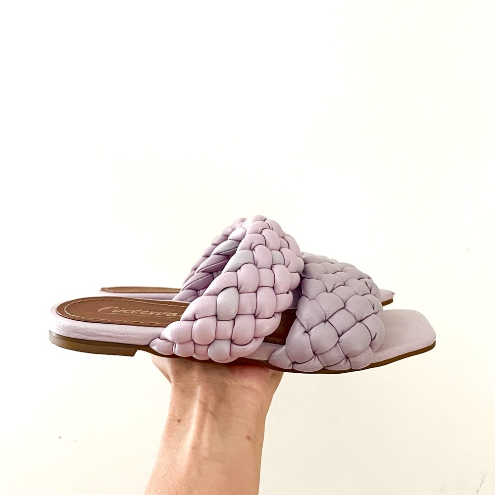 L’INTERVALLE lavender purple braided flat sandals 7 US
